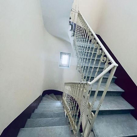 Central Suite Рим Екстериор снимка