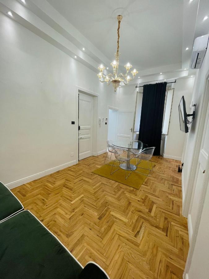 Central Suite Рим Екстериор снимка